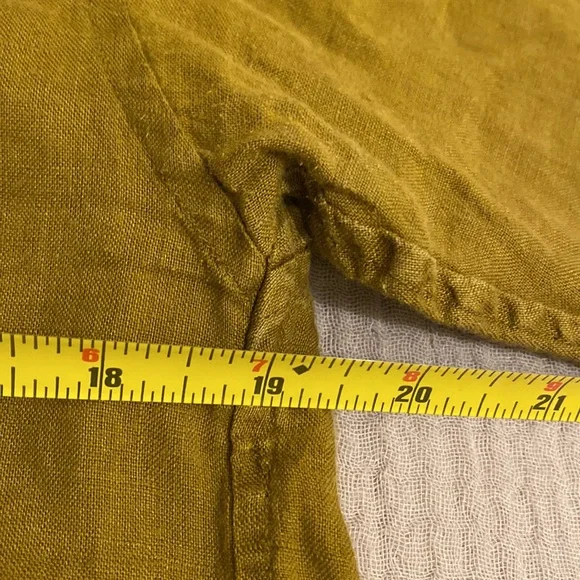 Uniqlo Mustard Brown Linen Shirt. Size S - Picture 5 of 6